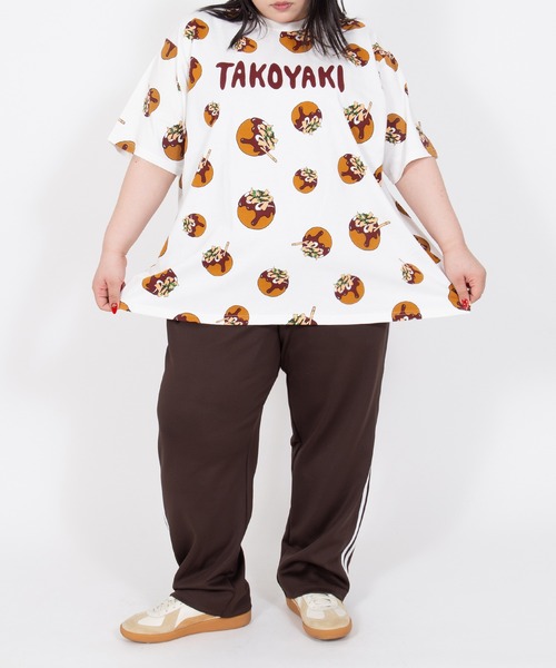 PUNYUS - 希少 ♡ PUNYUS ♡大阪限定  レア たこ焼き TAKOYAKI 関西 PUNYUS（プニュズ） tシャツ 半袖 たこ焼き総柄Tシャツ レディース