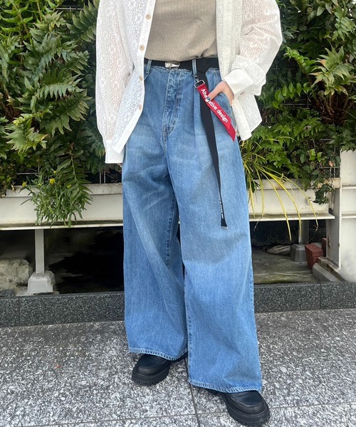【美品】ブルネロクチネリ モニーレ シャイニータブ付き バギーデニムパンツ BRUNELLO CUCINELLI ブルネロクチネリ 【国内正規】MH188P5664
