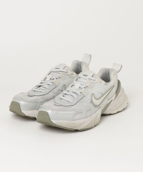 NIKE（ナイキ） ローカットスニーカー 23 グレー系その他 レディース