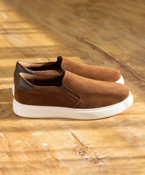 よんよんよん☆一度使用☆バリー☆メンズ ☆ブラウン☆サイズ8☆304 ROCKPORT（ロックポート） スリッポン 「MEN」ビーコン ライト
