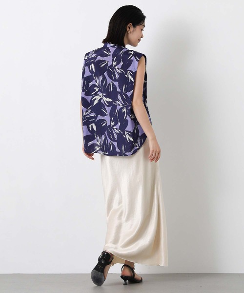 cloche（クロッシェ） ブラウス シャツ リーフ柄ノースリーブシャツ