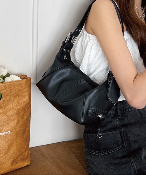 ミッキさん専用♡YENN O/WHT ショルダーバッグ ミッキさん専用♡YENN O/WHT ショルダーバッグ MICKEY(ミッキー