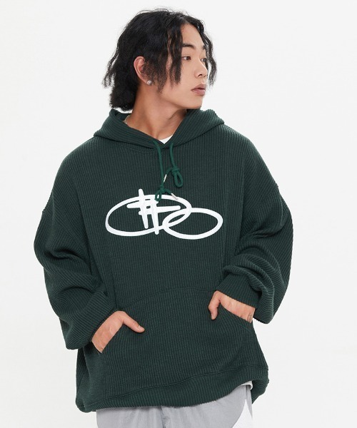 ROMANTIC CROWNのSHINING LOGO STITCH HOODIE 全2色 ROMANTIC CROWN パーカー A'GEM/9 × .kom「ROMANTIC CROWN