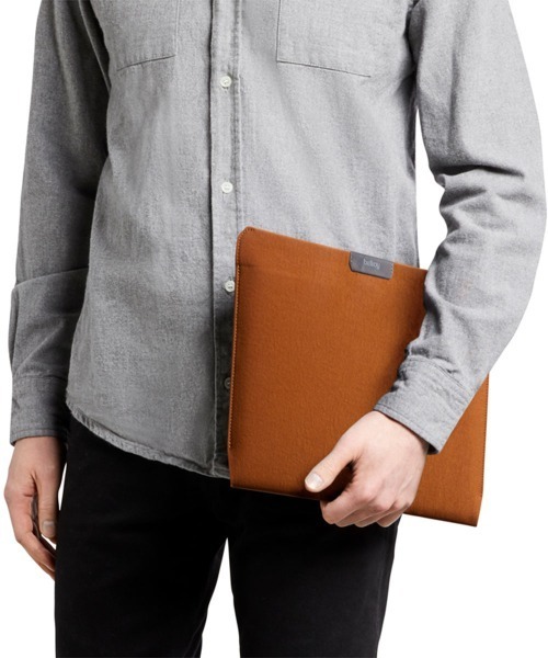 新品 未使用 ベルロイ タブレットケース Bellroy PCケース 14 entre square（アントレスクエア） タブレットケース Bellroy/PCケース