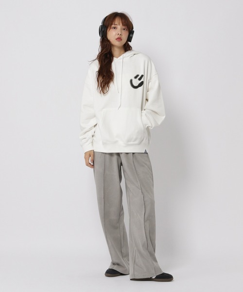 パーカー 「UNISEX」ISTKUNST／スマイルボールフーディー（ウラケ） レディース メンズ ISTKUNST パーカー 「UNISEX」ISTKUNST／スマイルボール