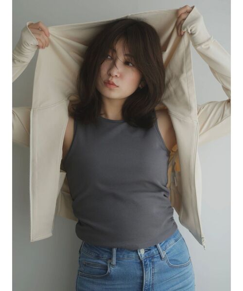 dazzlin 吉田朱里 パーカー 即購入可 dazzlin パーカー 「吉田朱里」UVコンパクトパーカー レディース