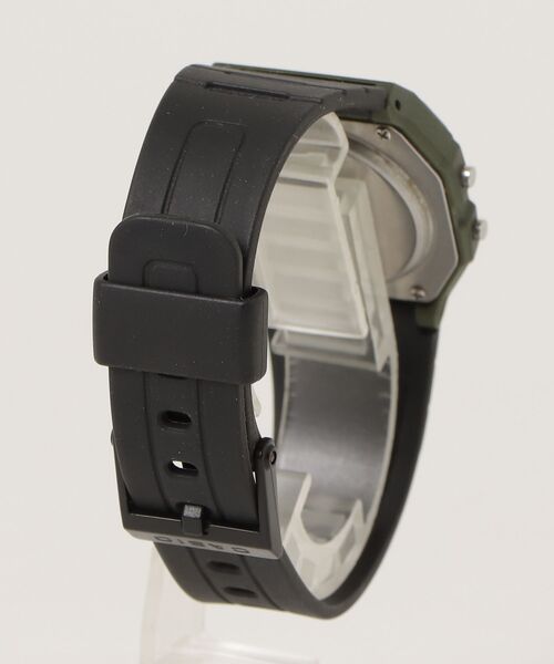 「CASIO」 デジタル腕時計 - グリーン メンズ_画像2
