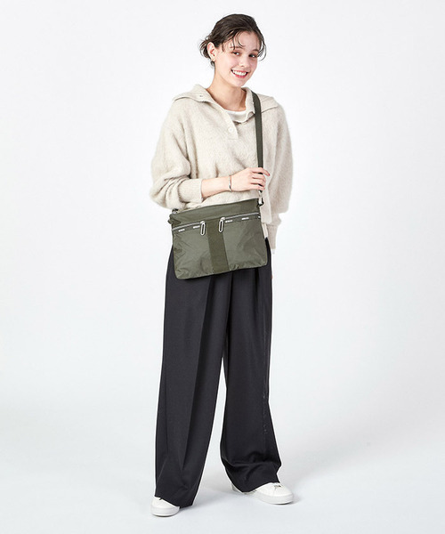 LeSportsac ショルダーバッグ バッグ POUCH CROSSBODY グラベルC