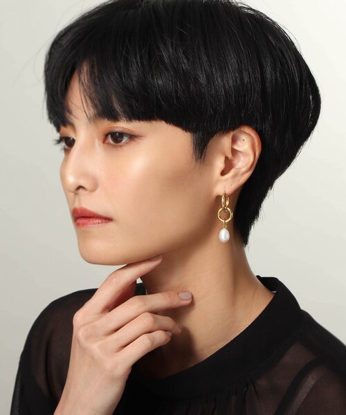 COCOSHNIK フープピアス パール付き COCOSHNIK ONKITSCH（ココシュニック オンキッチュ） ピアス シルバー