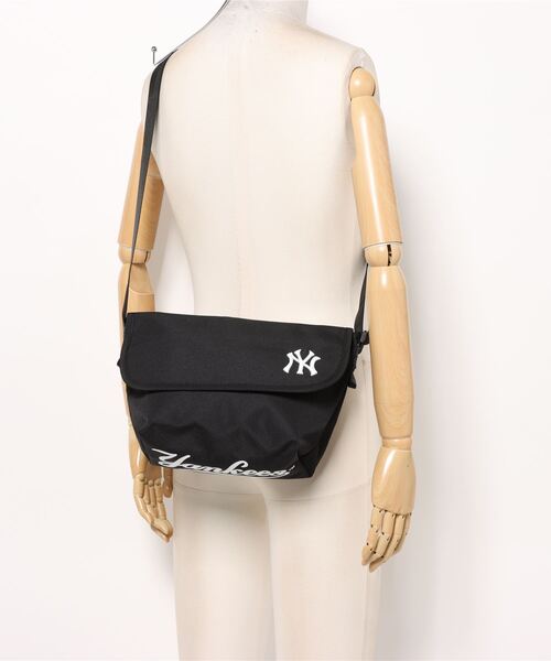 PANGEA メッセンジャーバッグ メジャー　レッドソックス MLB 値下げ PANGEA BRANDS メッセンジャーバッグ レッドソックス MLB