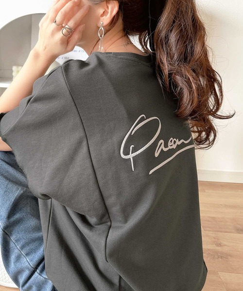 classicalelf tシャツ ゆるっとシルエットで、今っぽ抜け感