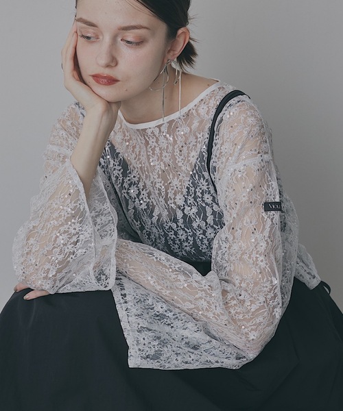 VIOLETTA（ヴィオレッタ） スパンコールレースシアートップス