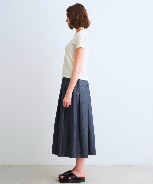 three dots（スリー ドッツ） スカート グロッシー ツイルスカート