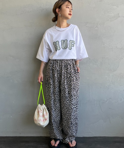 HUF ハフ ジャイアントショートスリーブクルーネック半袖Tシャツ HUF tシャツ 「HUF/ハフ」 GIANT ショートスリーブTシャツ