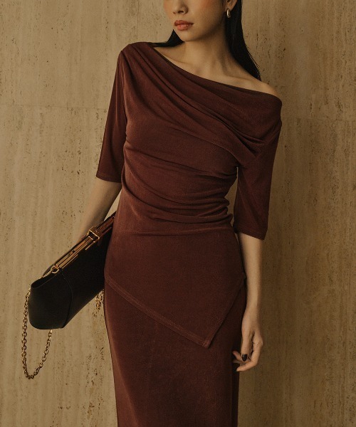 anuans（アニュアンス） tシャツ アセテートドレープカットトップス