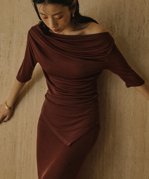 anuans（アニュアンス） tシャツ アセテートドレープカットトップス