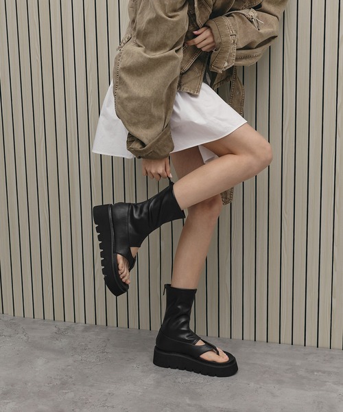 CHARLES ＆ KEITH（チャールズ&キース） ブーツ Laine レイン