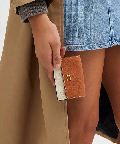 COACH（コーチ） 財布 ONE ホワイト系その他 レディース : ZOZOTOWN