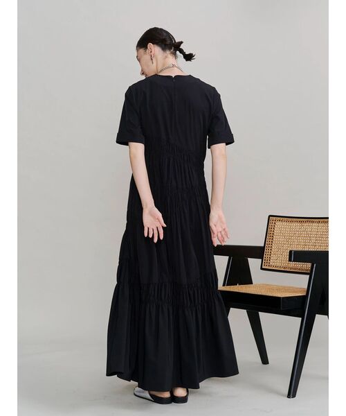 ワンピース SHIRRING GATHER TIERED OP / シャーリングギャザーティアードワンピースの画像