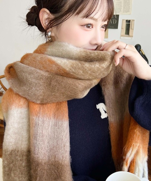 マフラー ストール 「5年連続販売枚数1位」「累計販売枚数22万枚突破！」「34色展開」ボリュームフリンジマフラー レディース | moment+ | 34