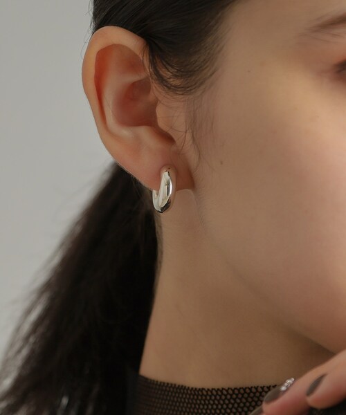 COCOSHNIK（ココシュニック） ピアス シルバー ホロウフープピアス