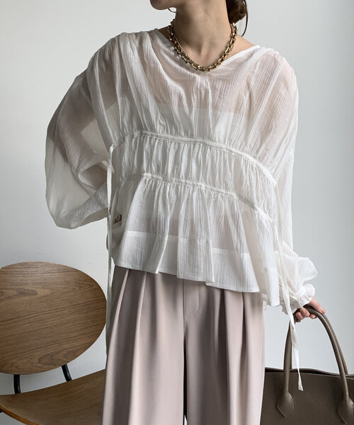 美品 UNTITLED Ratti 楊柳シフォン シアー ギャザー ブラウス 美品 UNTITLED Ratti 楊柳シフォン シアー ギャザー ブラウス