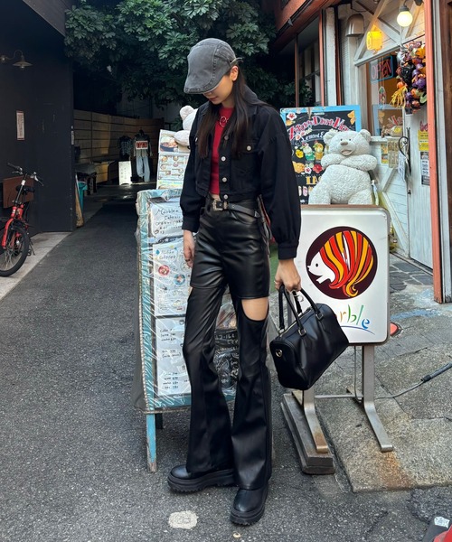 SoLA（ソラ） パンツ サイドカットレザーフレアパンツ「iori_2038