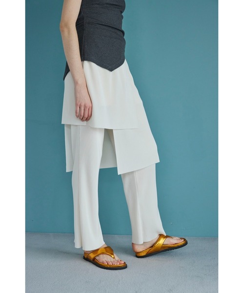 OMMO（オーエムエムオー） パンツ LAYERED PLEATS PT レディース