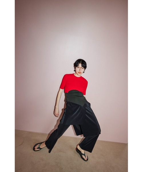 OMMO（オーエムエムオー） パンツ LAYERED PLEATS PT レディース