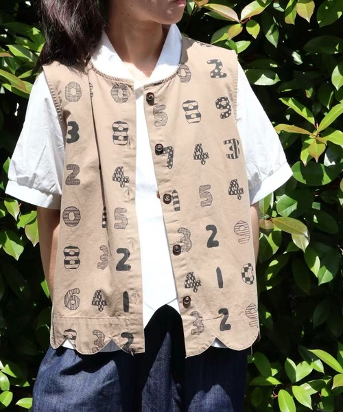tシャツ 「2色展開」数字プリントが遊び心あるコットンベスト レディース