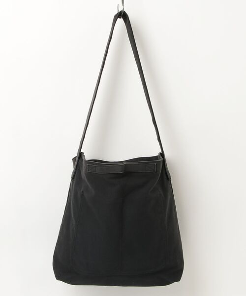 MHL 斜めがけバック（美品） MHL.（エムエイチエル） ショルダーバッグ - ブラック レディース