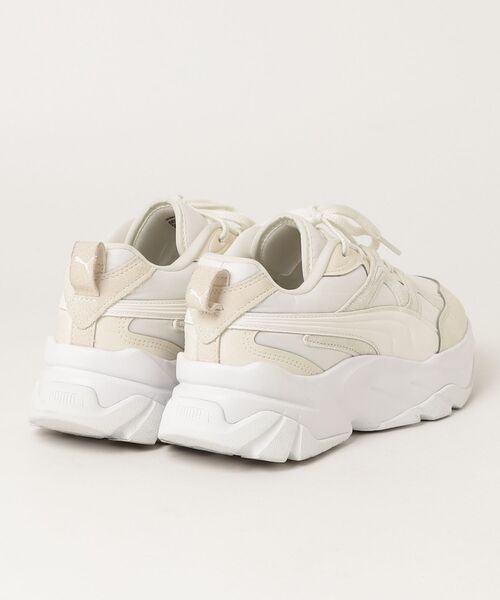 「PUMA」 ローカットスニーカー 24cm ホワイト レディース_画像2