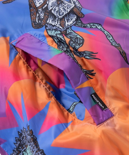 美品◎VOLCOM ボルコム ナイロンパーカー アウター ブルゾン 刺繍 総柄 VOLCOM（ボルコム） ブルゾン アウター 「VOLCOM/ボルコム」CHRISSIE