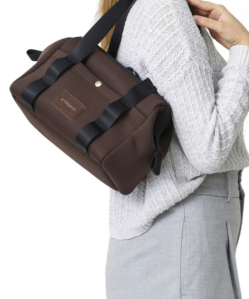 ARTISAN&ARTIST（アルティザン・アンド・アーティスト） ポーチ