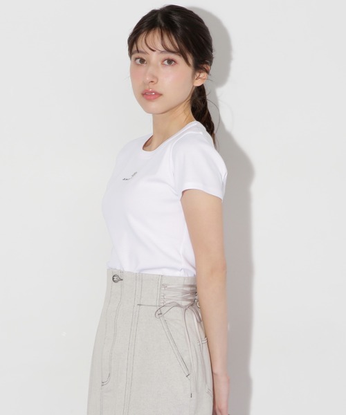 すぐ届く 可愛い【[JILL by JILL】コンパクトワンポイントロゴ T コンパクトワンポイントロゴTシャツ | JILL by JILL STUART