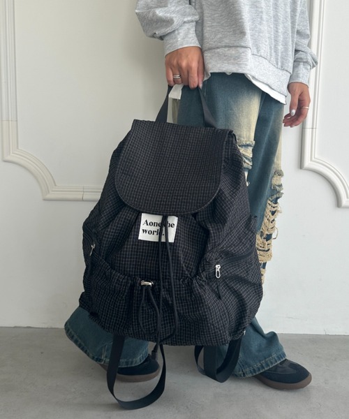 デイバック リュック 「A4収納可能」チェック柄マルチポケットリュック