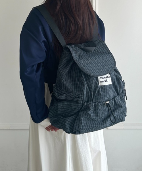 【美品】ブルーレーベル　ネイビー リュック チェック柄ポケット付き デイバック リュック 「A4収納可能」チェック柄マルチポケットリュック