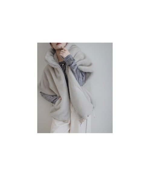 Eimee Law（エイミーロウ） ベスト FREE ベージュ レディース