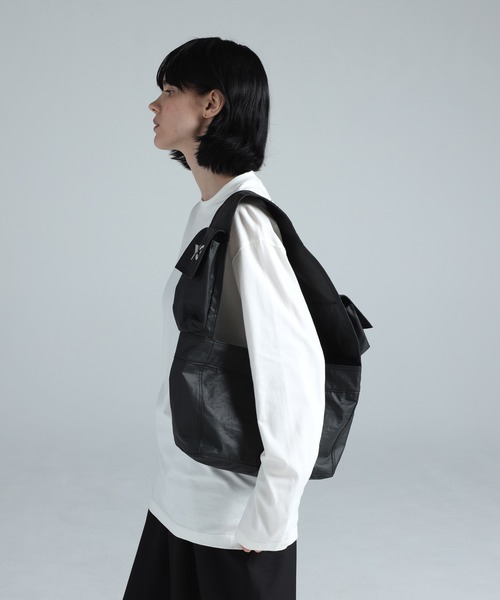 Y-3 ウエストポーチ NEWSPAPER BAG S メンズ レディース : ZOZOTOWN