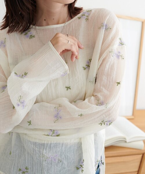 Discoat（ディスコート） ブラウス シャツ 「WEB限定」花柄刺繍シアー