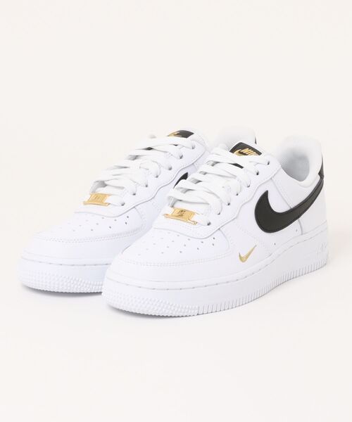NIKE（ナイキ） スニーカー NIKE W SHOX R4 ウィメンズ ショックス R4