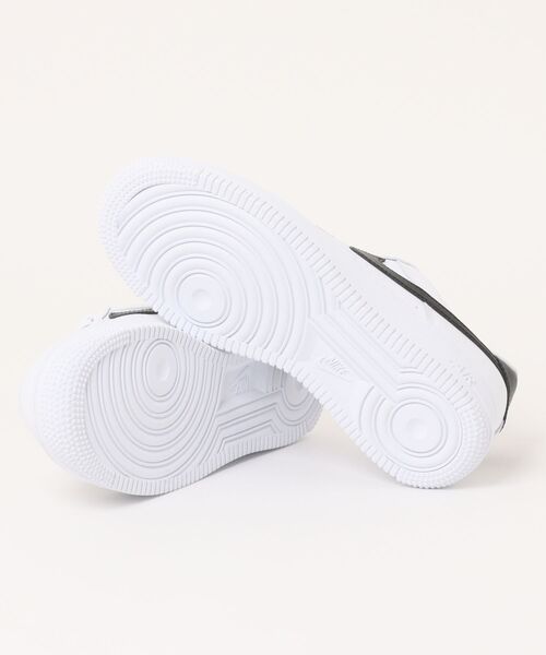 NIKE（ナイキ） スニーカー W AIR FORCE 1 '07 ESS ウィメンズ エア
