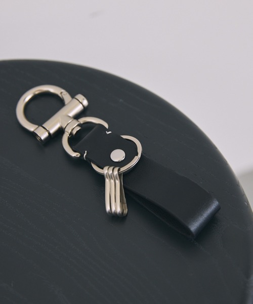 LUENNA キーケース 「LUENNA」Genuine Leather Minimal Key Holder