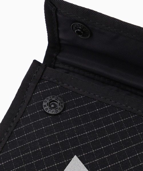 and wander（アンドワンダー） 二つ折り 二つ折り財布 財布 reflective