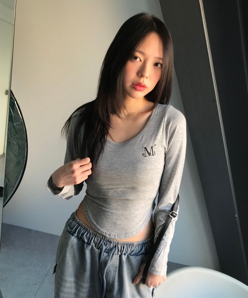 tシャツ 「日本未発売/WEB限定」MUCENT(ムセント)/Uネック 裾ラウンド クロップド スリム カットソー/Asti Slim Unek Gu MUCENT tシャツ 「日本未発売/WEB限定」MUCENT(ムセント)/U