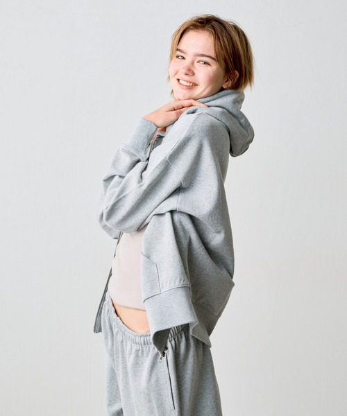 COLONY 2139（コロニー トゥーワンスリーナイン） パーカー 「UNISEX