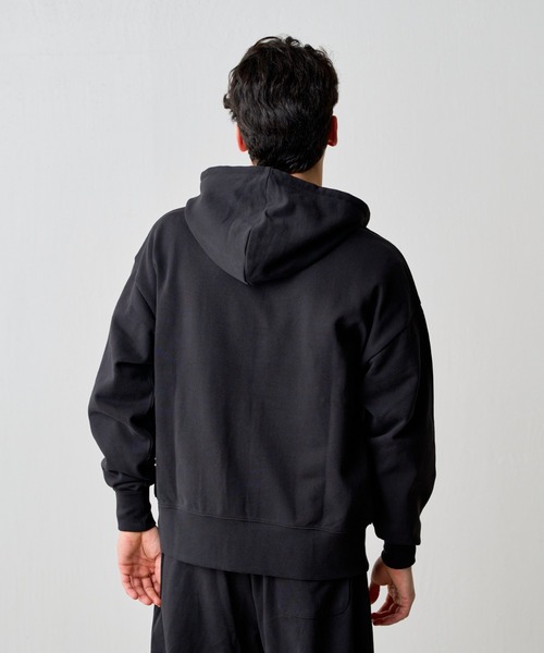 COLONY 2139（コロニー トゥーワンスリーナイン） パーカー 「UNISEX