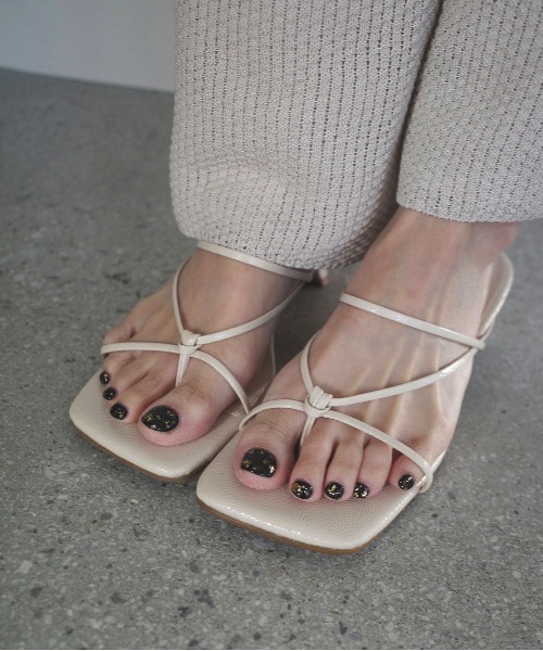 Ameri（アメリ） サンダル MEDI ENAMEL STRAP THONG SANDALS