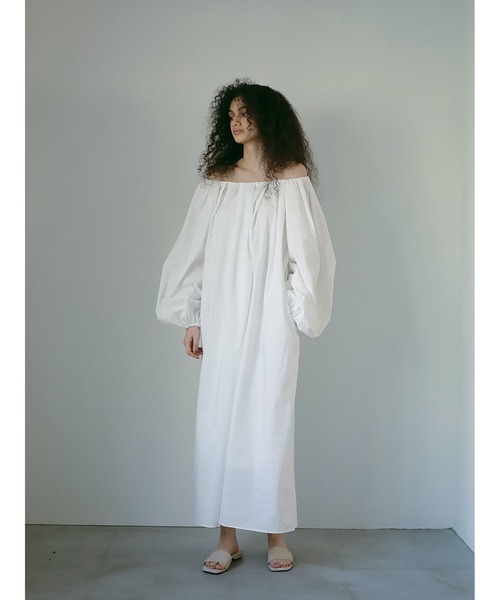 完売品　新品タグ付けHER. オフショルコットンワンピース HER. ワンピース オフショルコットンワンピース : ZOZOTOWN