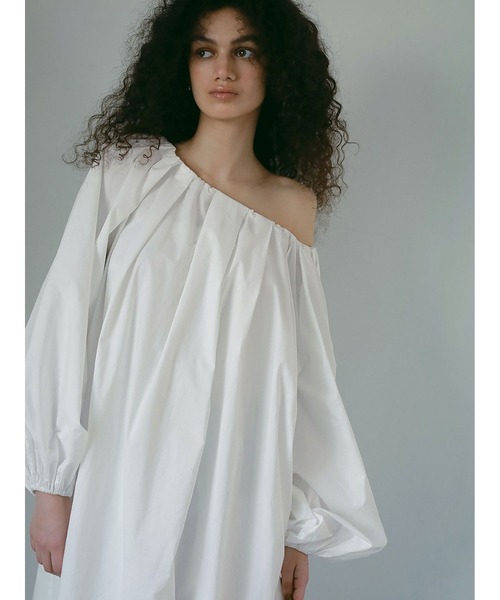 完売品　新品タグ付けHER. オフショルコットンワンピース HER. ワンピース オフショルコットンワンピース : ZOZOTOWN